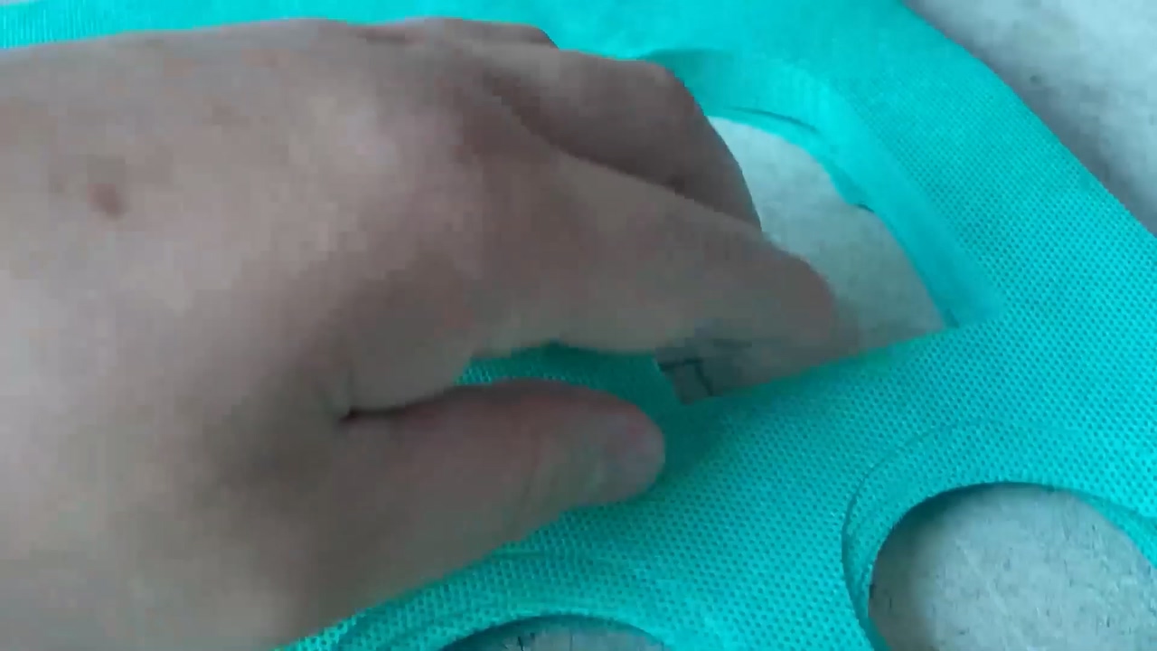 医疗无纺布小多层切割机