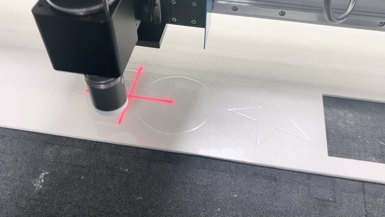 发泡KT板切割机