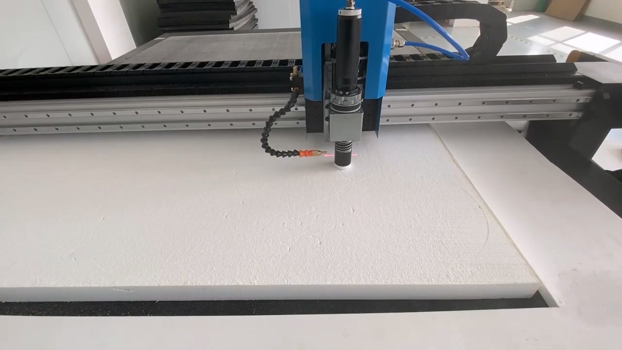 高发泡板切割机
